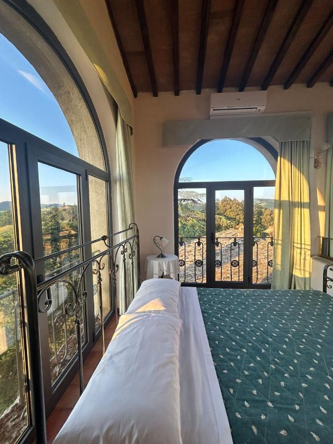 "Villa Bizzi" Monte Castelli Eksteriør billede