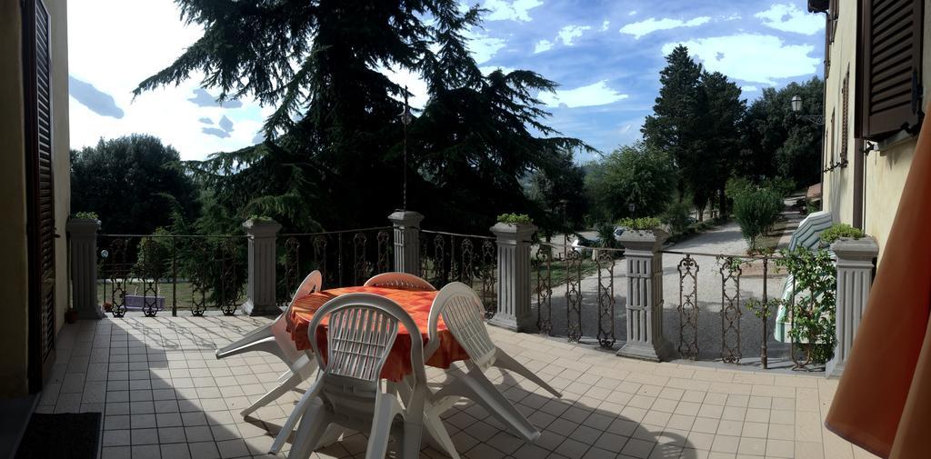 "Villa Bizzi" Monte Castelli Eksteriør billede